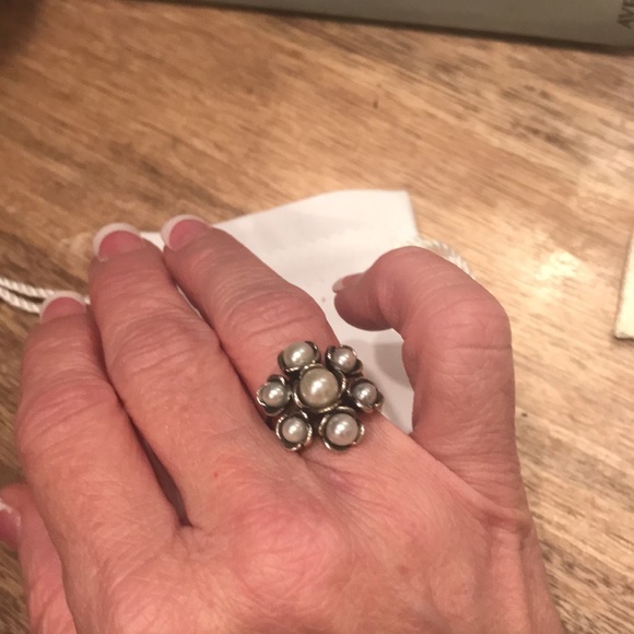 Pandora Pearl ring. Sterling silver. Size 7 - Picture 3 of 3